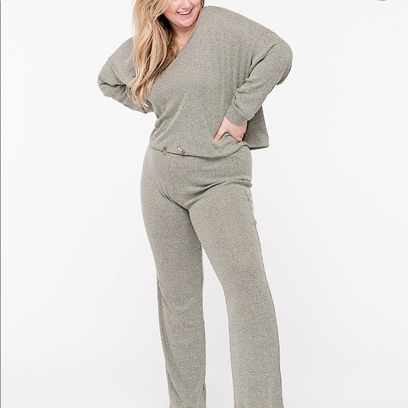 🎄🎁Cozy Ribbed Sweater Knit Set - Picture 1 of 17